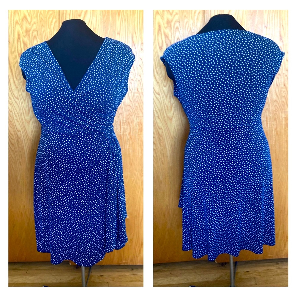 Retro wrap style midi dress Charter Club Navy with white geometric dot design L